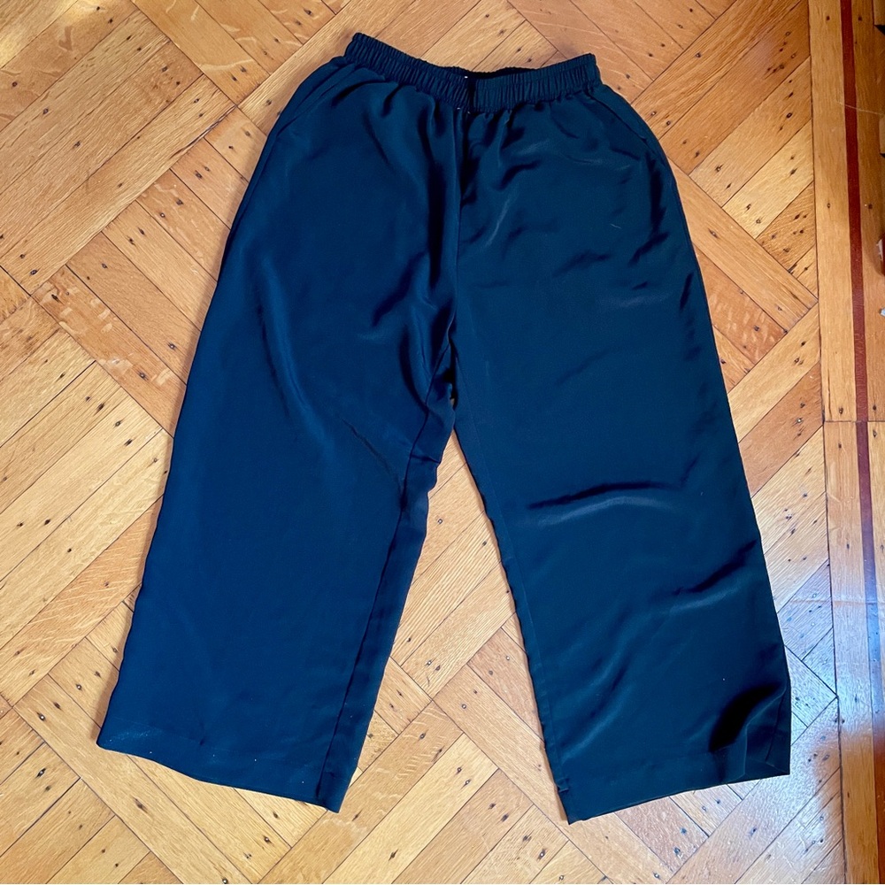 Dubgee by Whoopie Black Wide Leg Cropped Pants